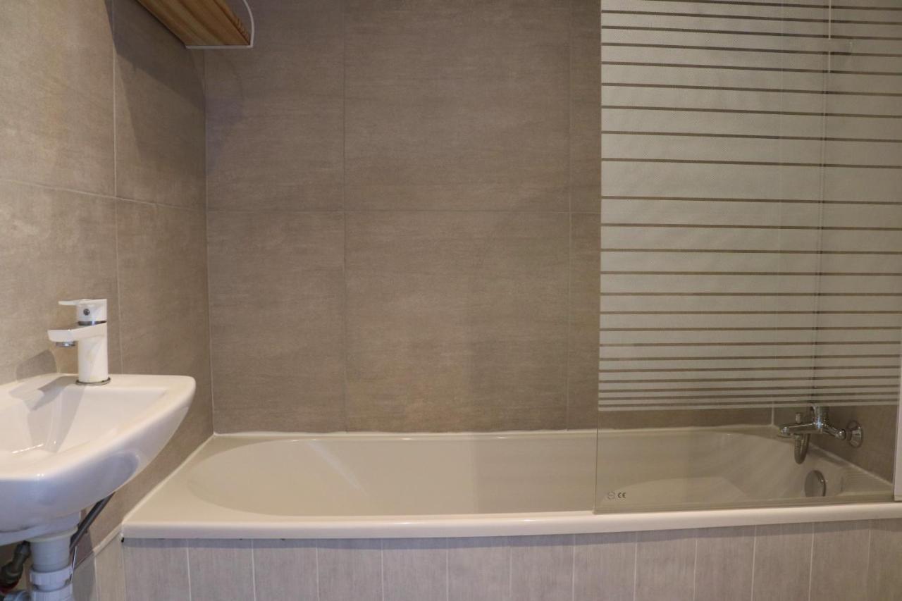 Le Risle - Hotel Montfort-sur-Risle Ngoại thất bức ảnh