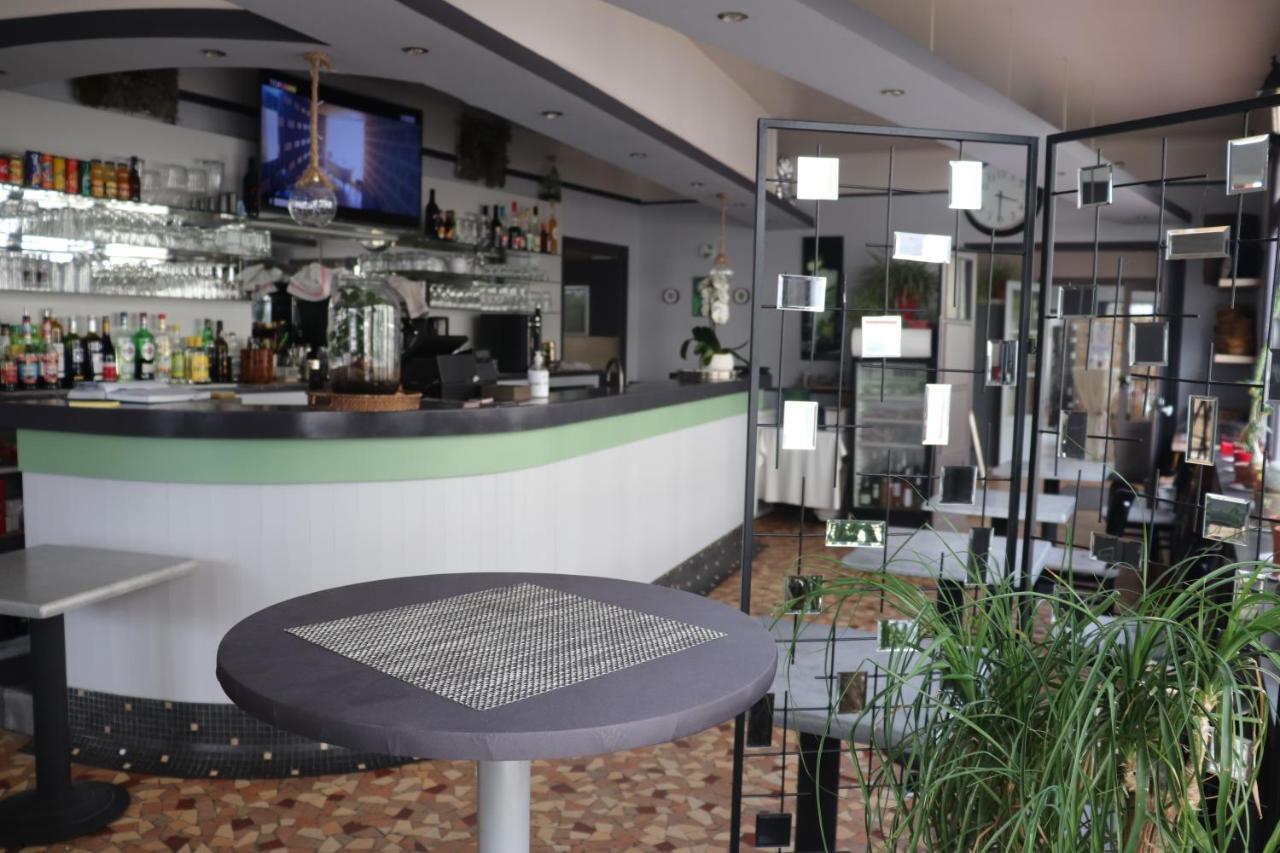 Le Risle - Hotel Montfort-sur-Risle Ngoại thất bức ảnh